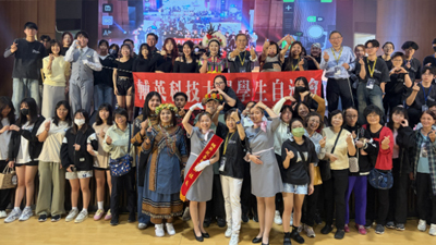 輔英科大「一場關於青春的集結」社團博覽會 舞動熱力與無人機秀熱鬧登場圖片